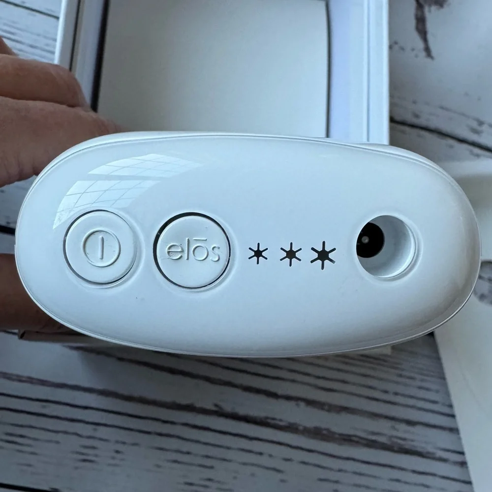 Iluminage Precise Touch Hair Reduction Device Barely Used Includes All Packaging - Picture 12 of 12